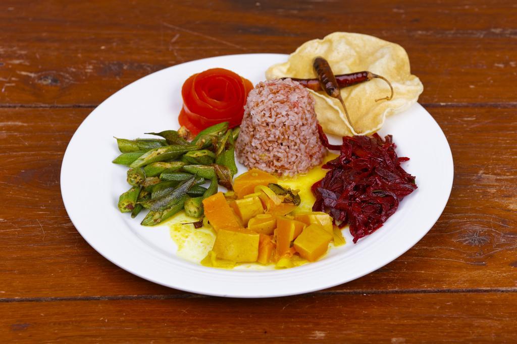 Sathya Ayurveda Hotel Bad Orb Ngoại thất bức ảnh