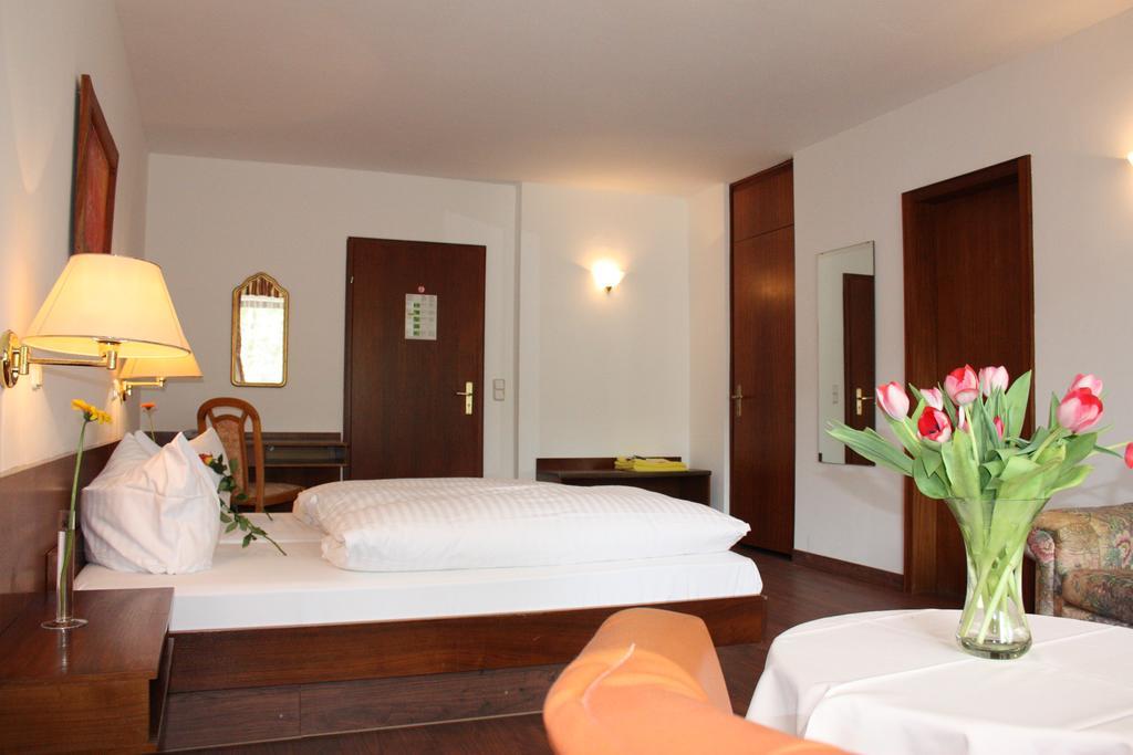 Sathya Ayurveda Hotel Bad Orb Ngoại thất bức ảnh